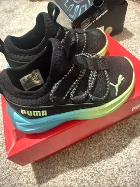 Puma Kids Black Sneakers with Blue and Lime Gradient Sole